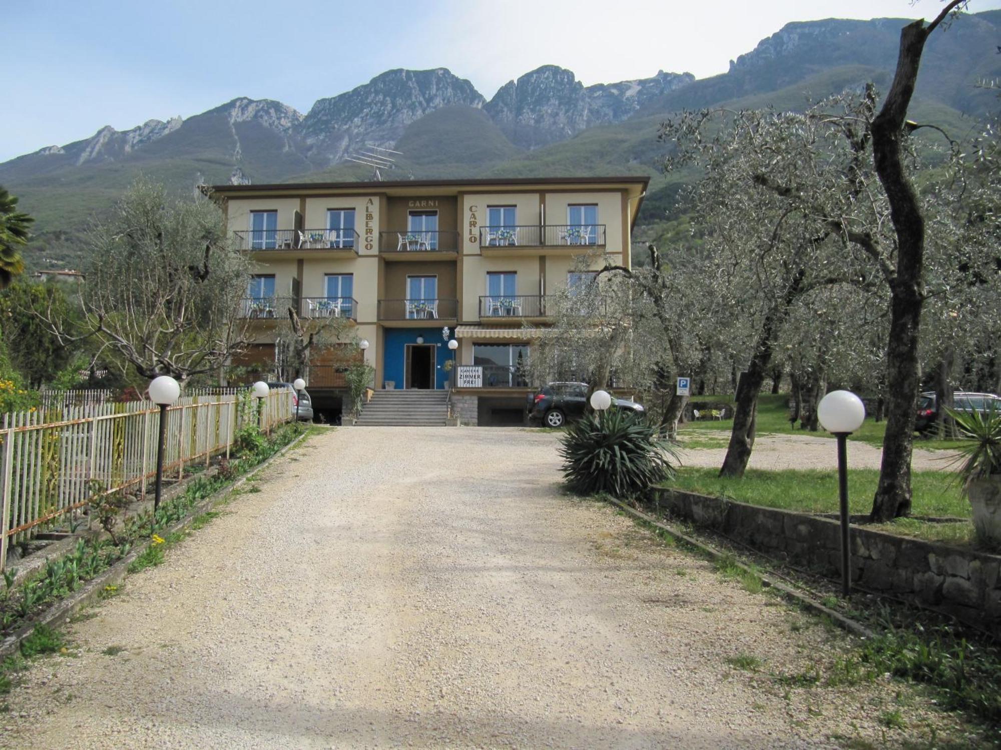 Hotel Carlo Brenzone sul Garda Εξωτερικό φωτογραφία