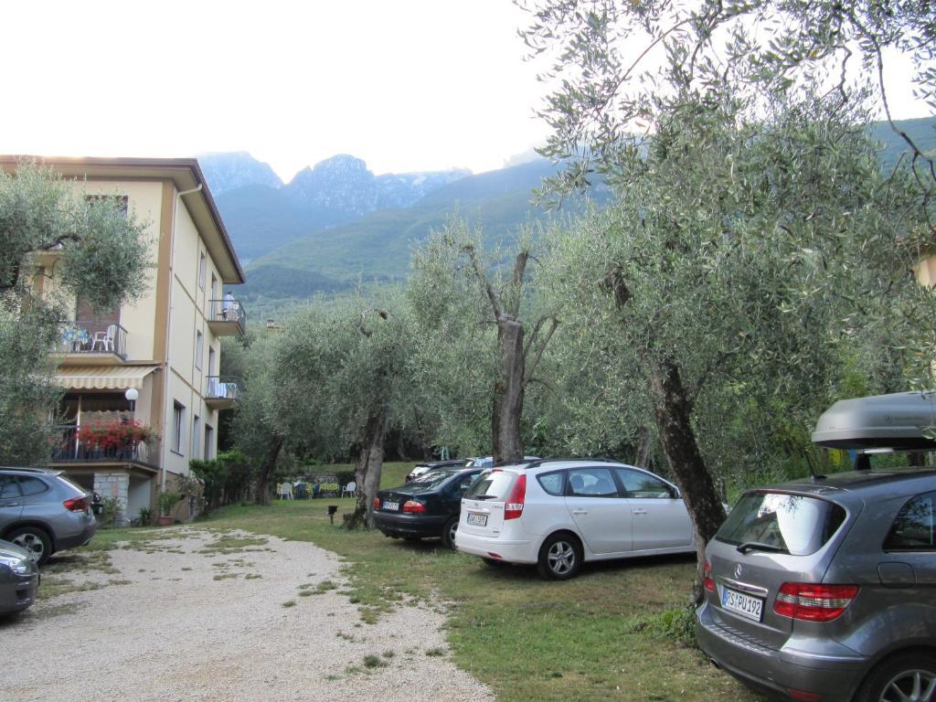 Hotel Carlo Brenzone sul Garda Εξωτερικό φωτογραφία