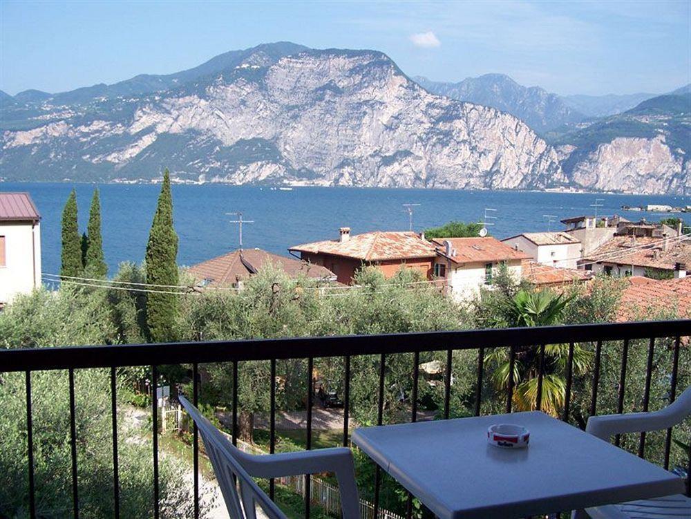 Hotel Carlo Brenzone sul Garda Εξωτερικό φωτογραφία