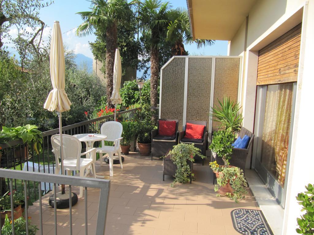 Hotel Carlo Brenzone sul Garda Εξωτερικό φωτογραφία