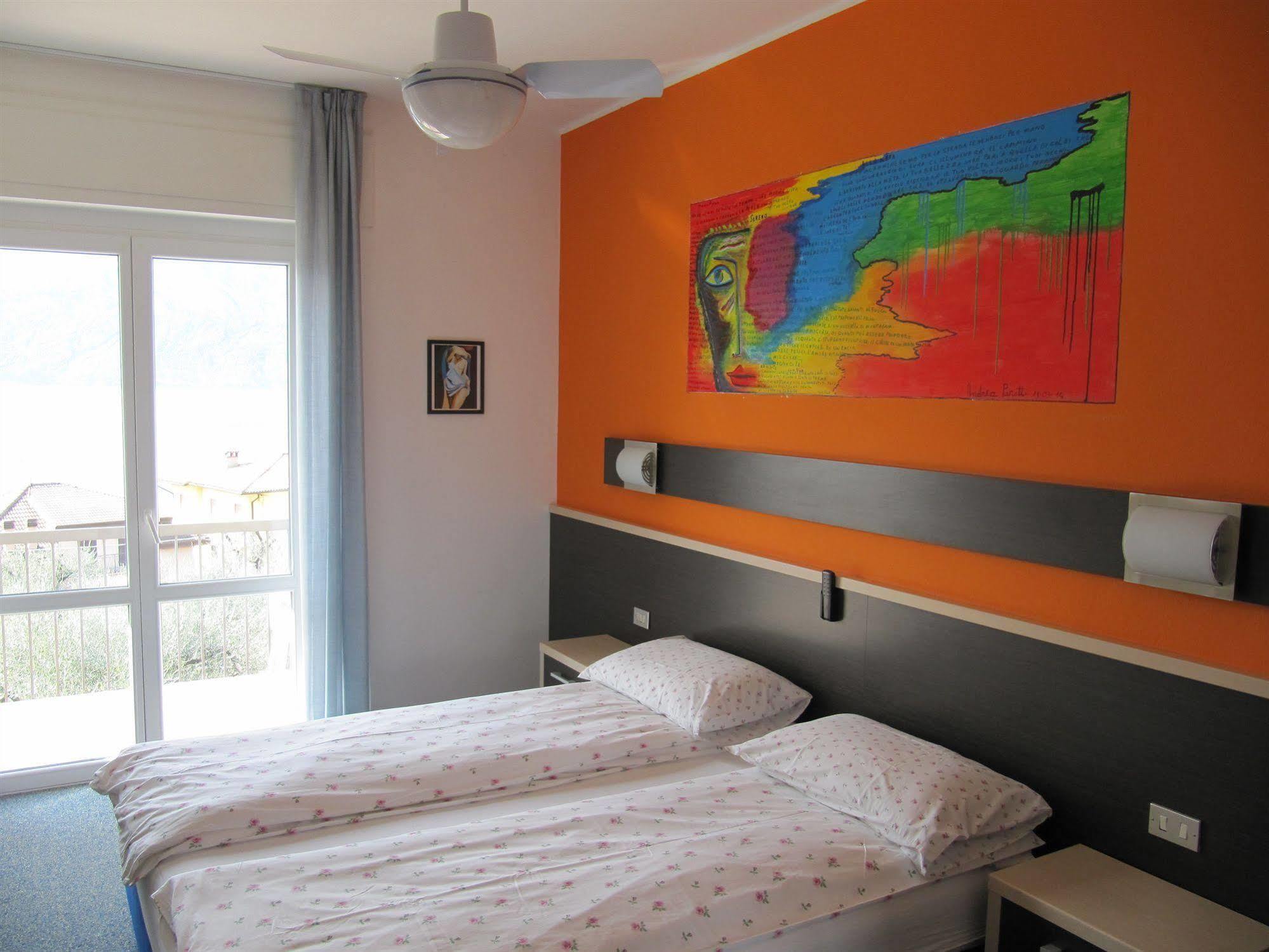 Hotel Carlo Brenzone sul Garda Εξωτερικό φωτογραφία